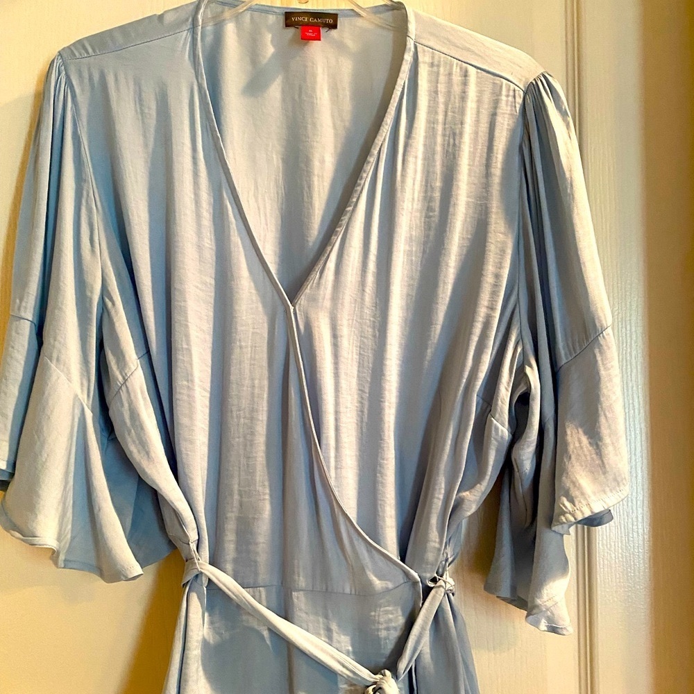 Vince Camuto light blue top.  size XL